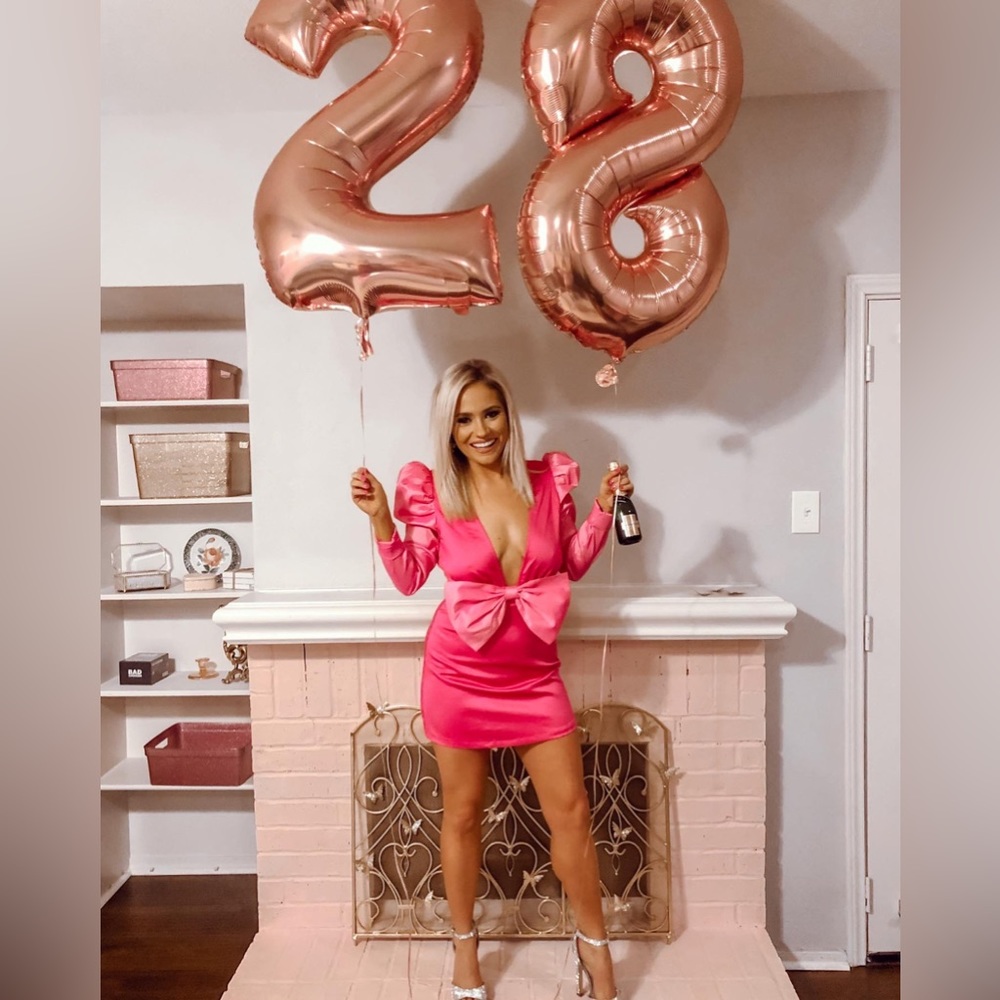 HOT PINK BARBIE PARTY DRESS